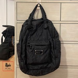 MARC JACOBS CONVERTIBLE QUILTED TOTE BACKPACK